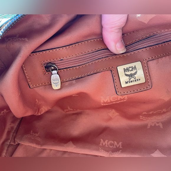 AUTHENTIC MCM - Picture 8 of 16